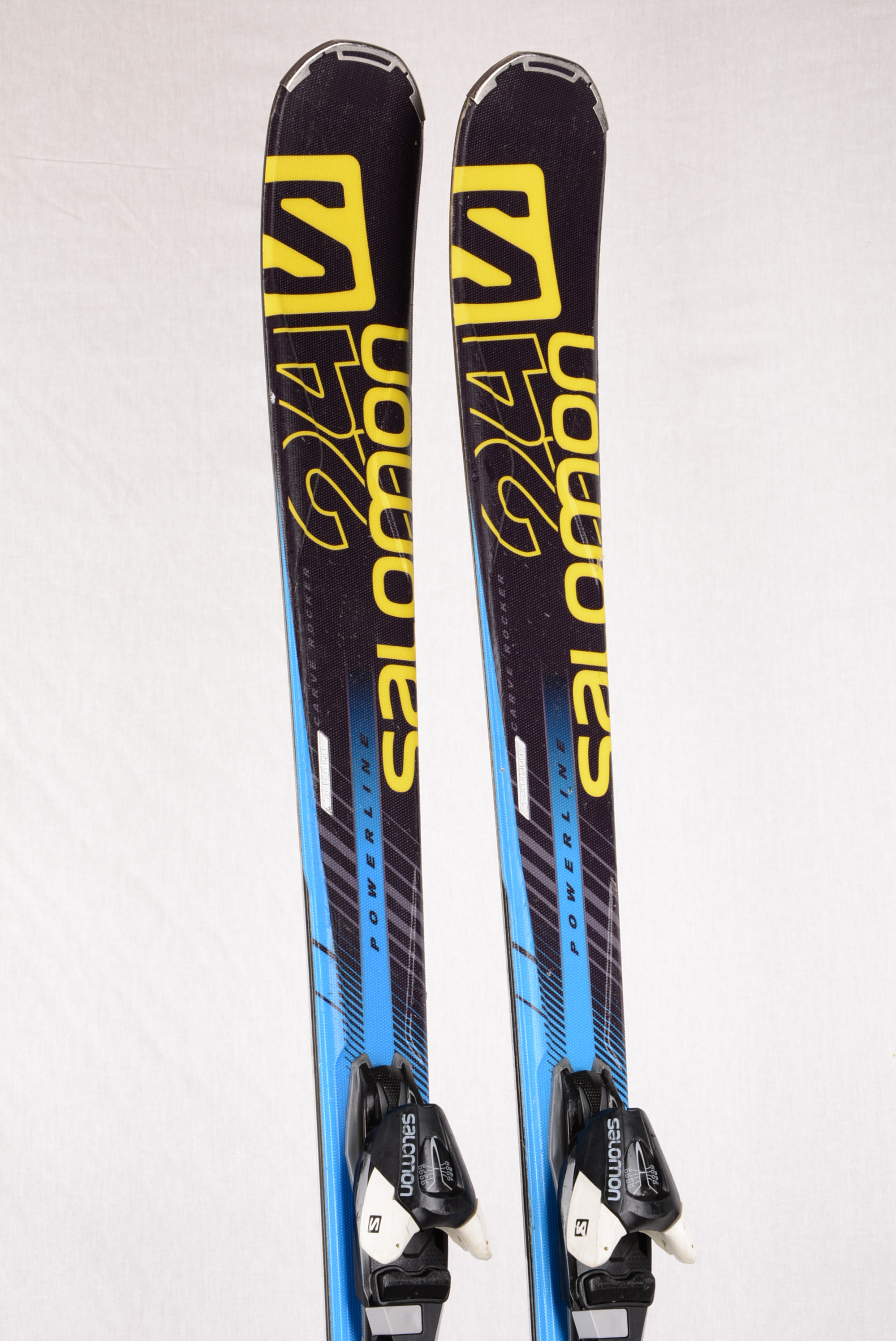 lager veer deze skis SALOMON 24hrs PWR blue, WOODCORE, TITANIUM, POWERLINE + Salomon L10 -  Mardosport.com