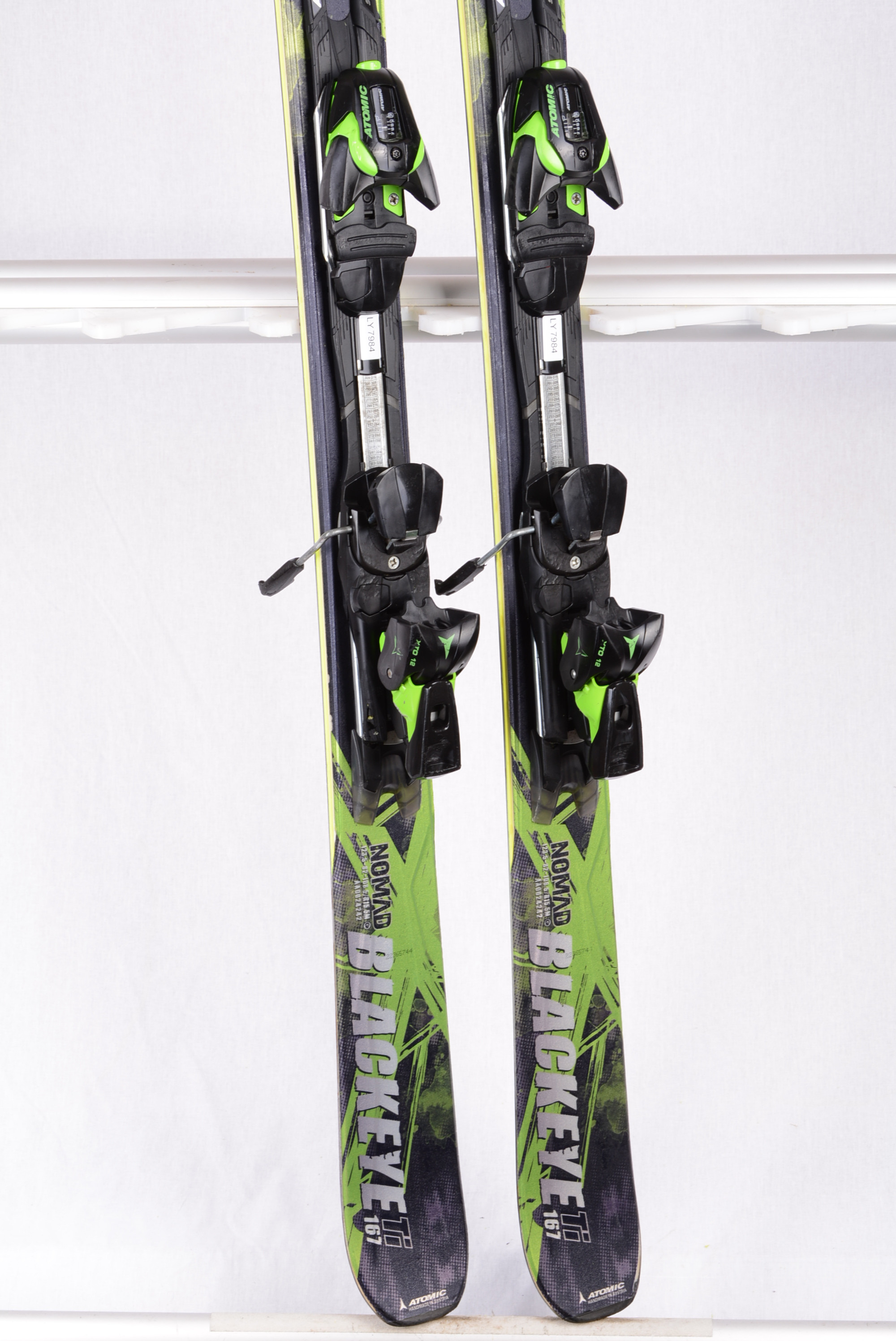 ski's ATOMIC NOMAD BLACKEYE ALL MOUNTAIN, adaptive black/green + Atomic XTO 12 - Mardosport.nl