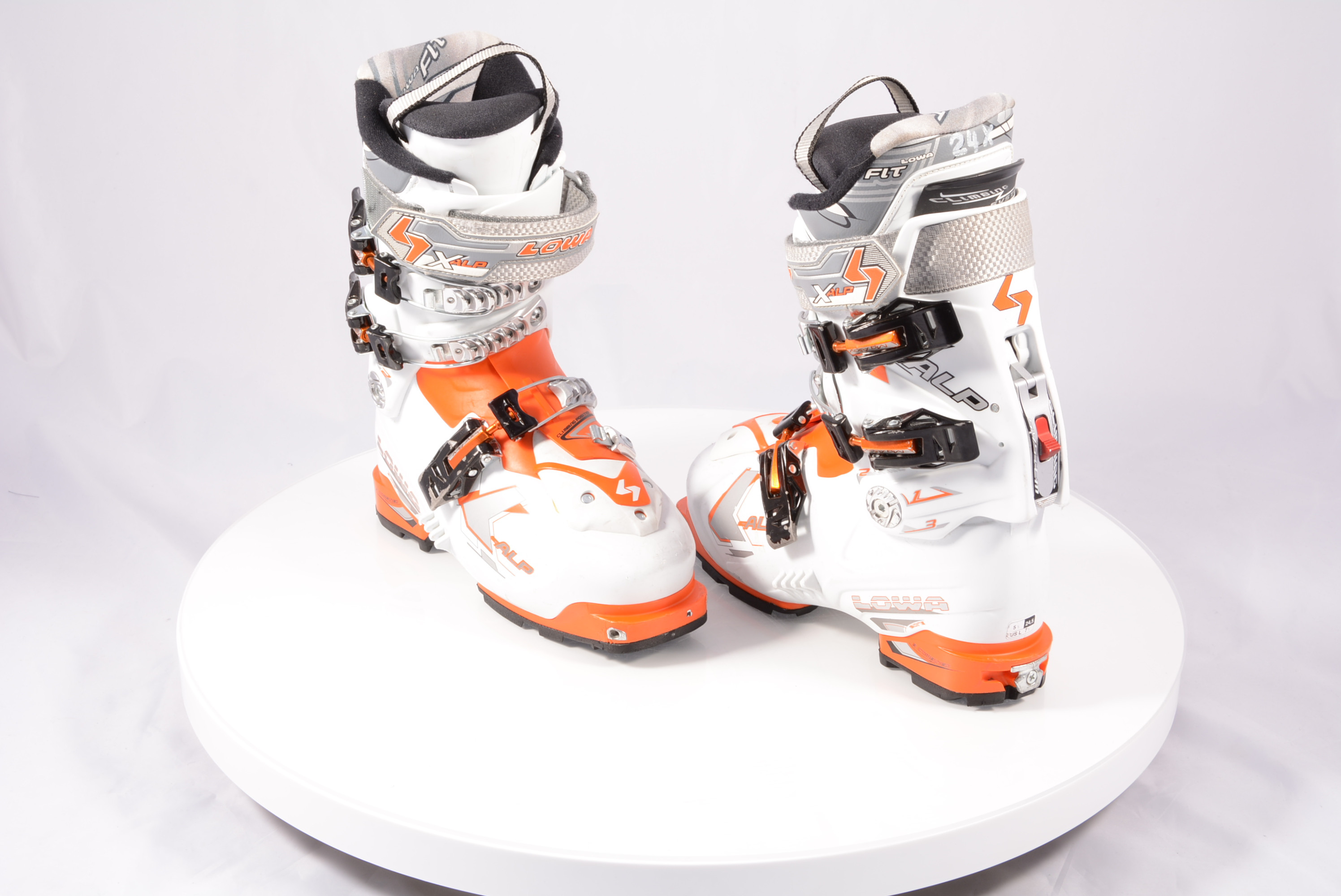 touring boots X-ALP, WHITE/orange, TLT, micro, macro, ALLOY, canting, SKI/WALK, climbing system ( TOP condition ) - Mardosport.com