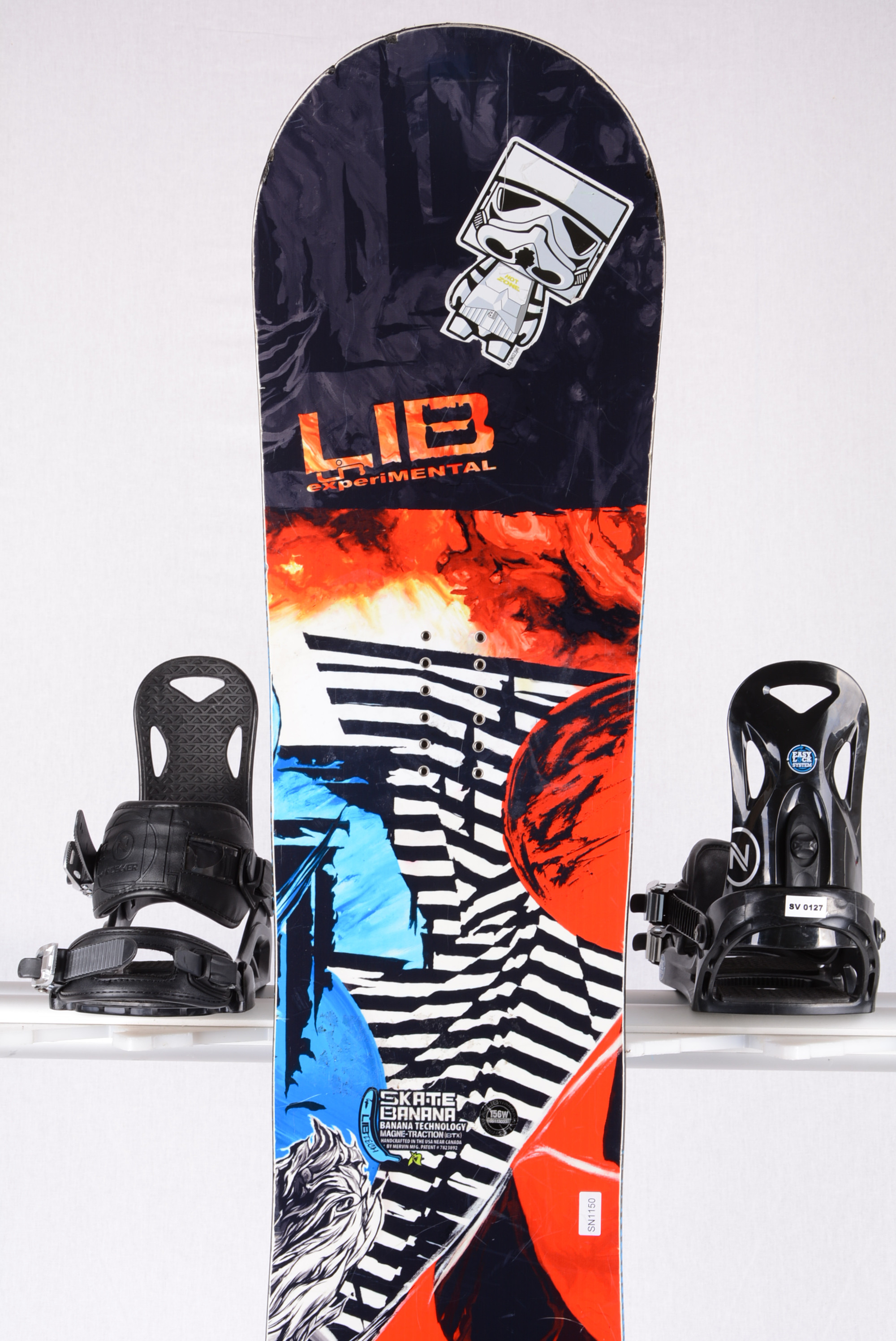 beproeving Garderobe Menstruatie snowboard LIB TECH SKATE BANANA BTX WIDE, BLACK/red, WOODCORE, sidewall,  HYBRID/rocker - Mardosport.se