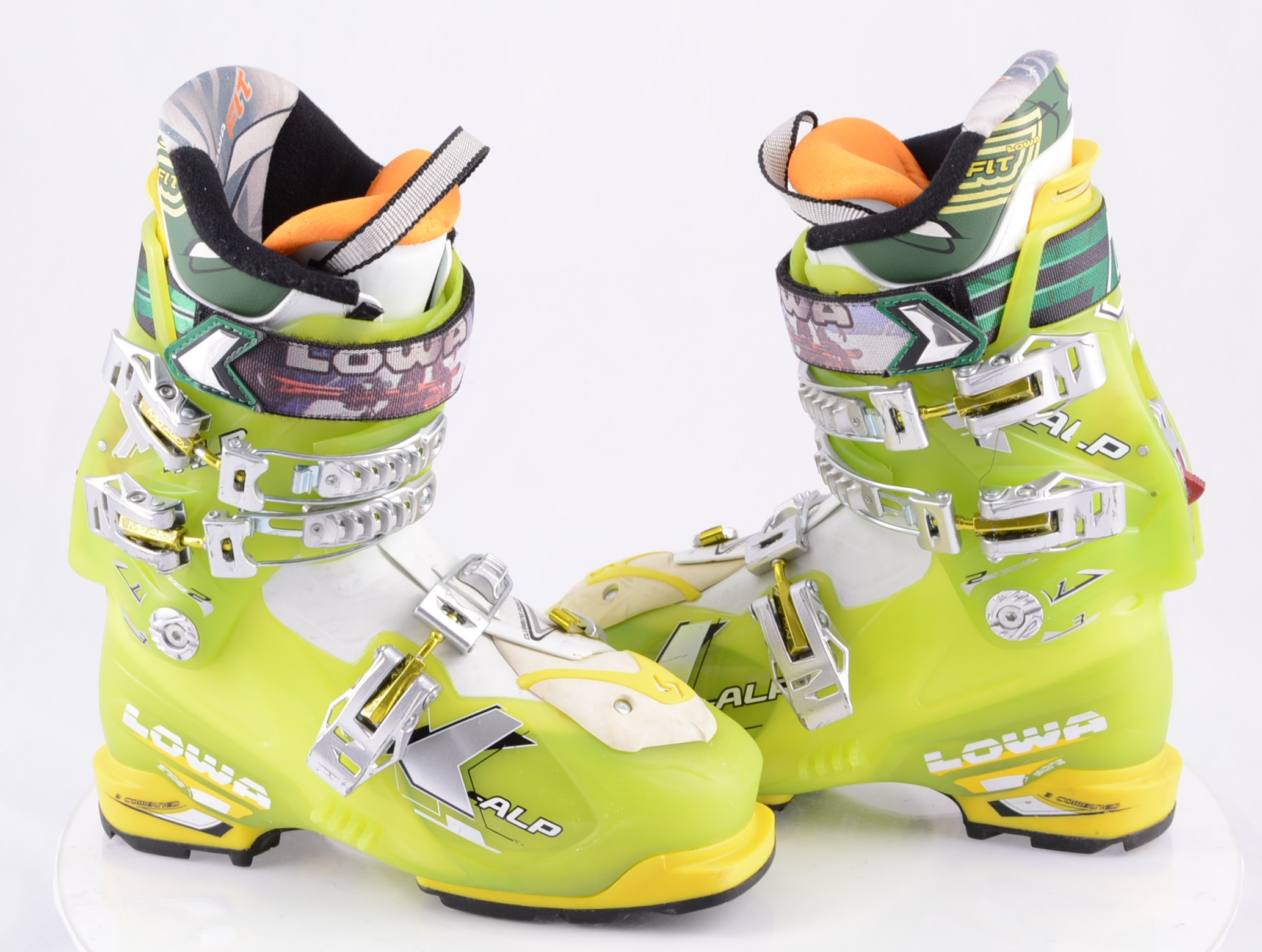 Dwars zitten Opmerkelijk Bewustzijn ski touring boots LOWA X ALP ULTRA, Green, 3 combined, LOWA FIT, CLIMBING  system, SKI/WALK ( TOP condition ) - Mardosport.co.uk