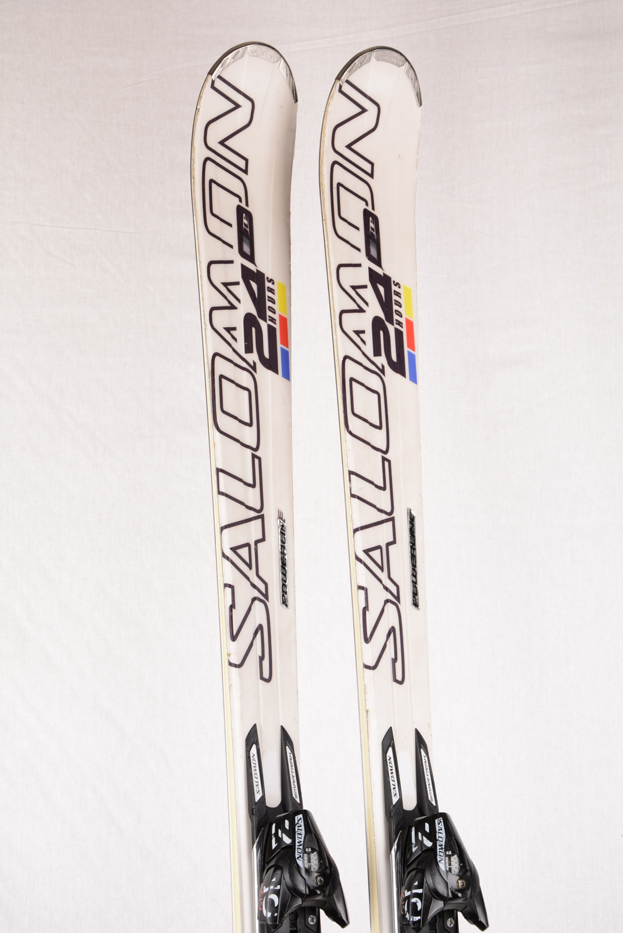 skis SALOMON 24 HOURS RACE Ti2 white, POWERLINE, TITANIUM, FULL WOODCORE + Salomon Z10 Mardosport.com