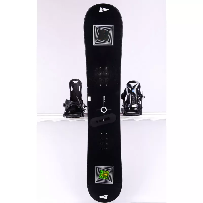 snowboard LIMITED 4 YOU, holopicture, WOODCORE, sidewall, CAMBER Mardosport.co.uk